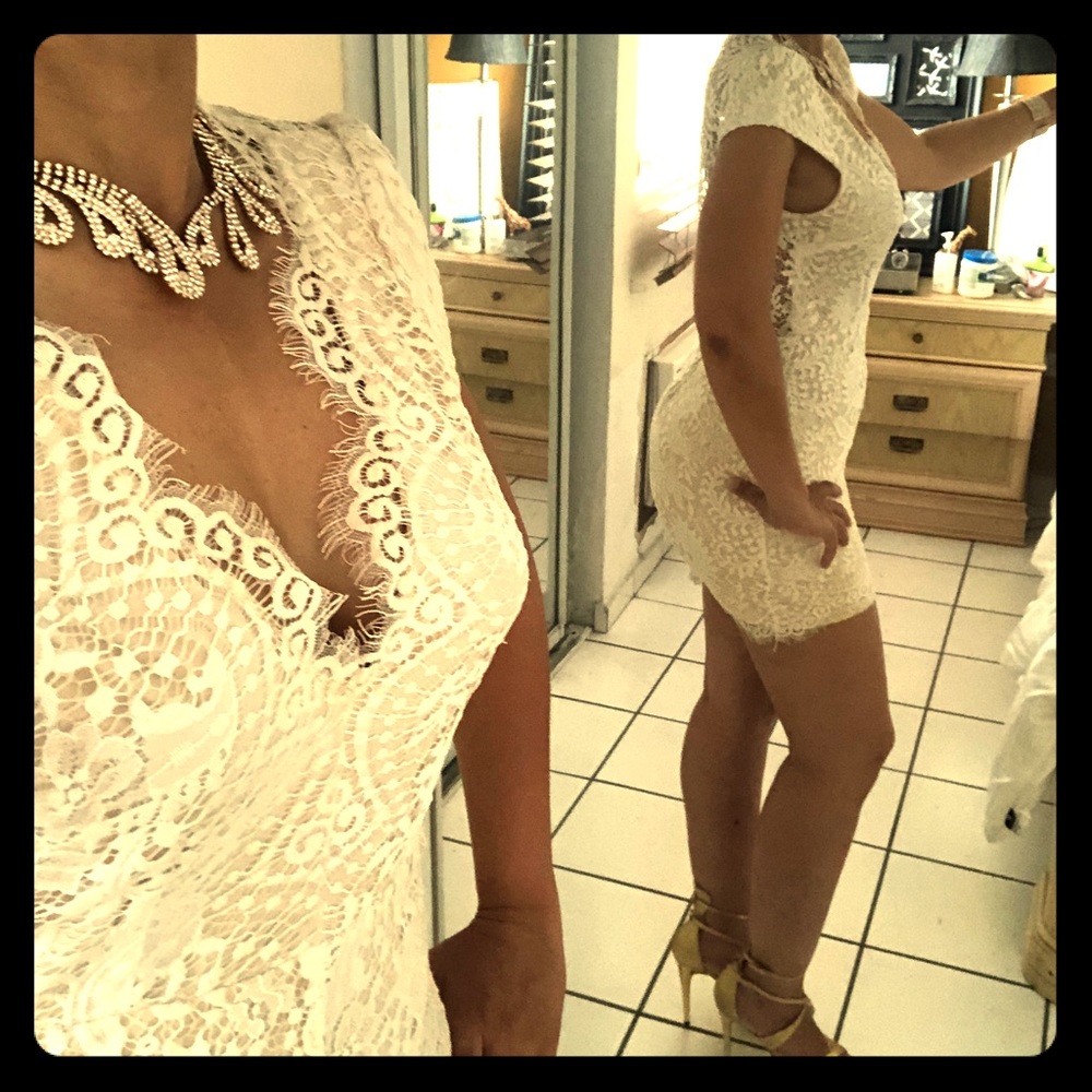 Classy & Sexy Lace Dress